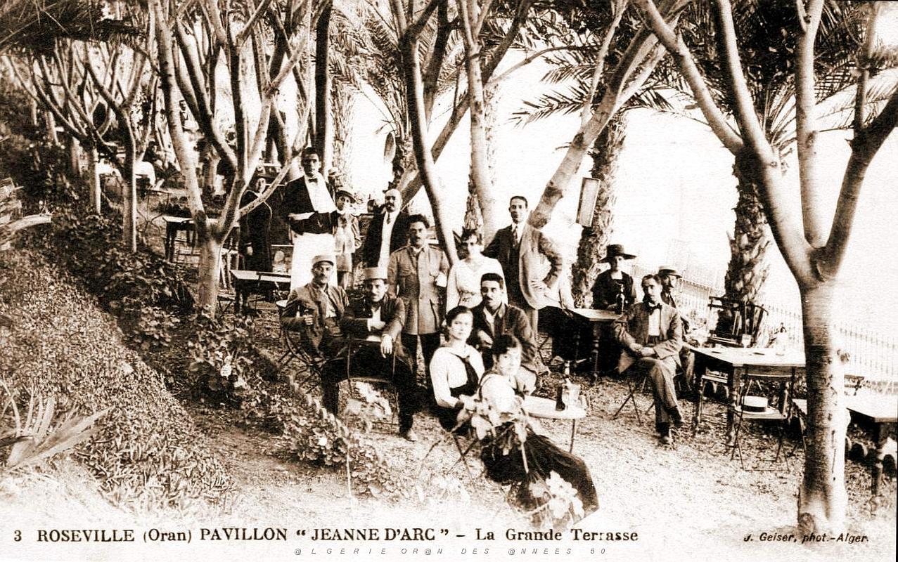 668- Roseville - Pavillon Jeanne d'Arc.jpg